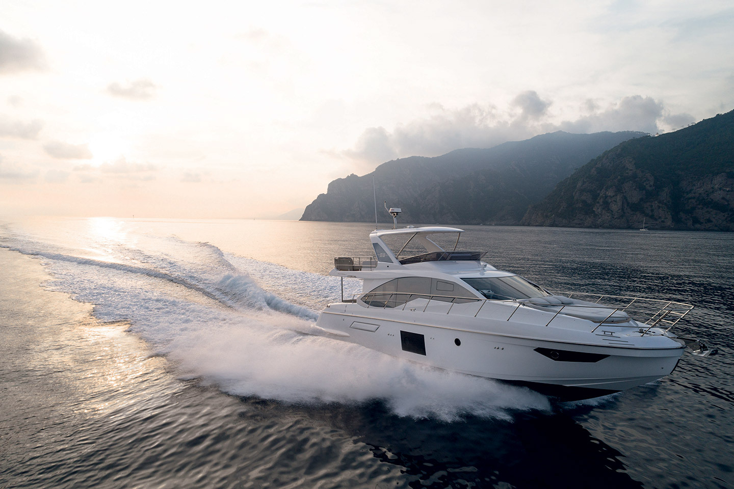 Azimut Flybridge 50